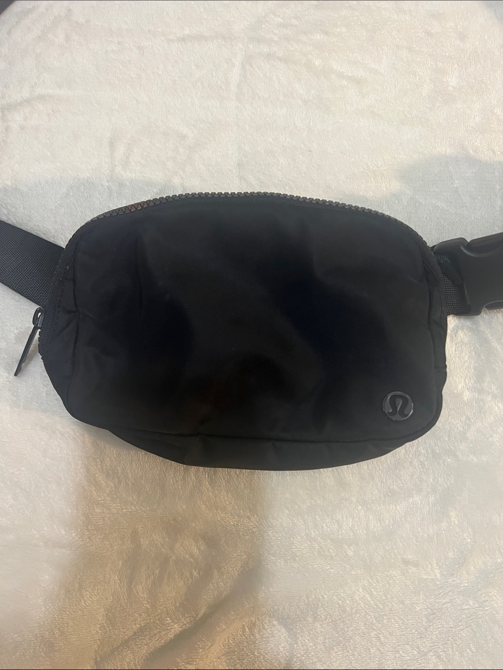lululemon athletica Black Men’s Belt Bag - Minimal Waist Pack